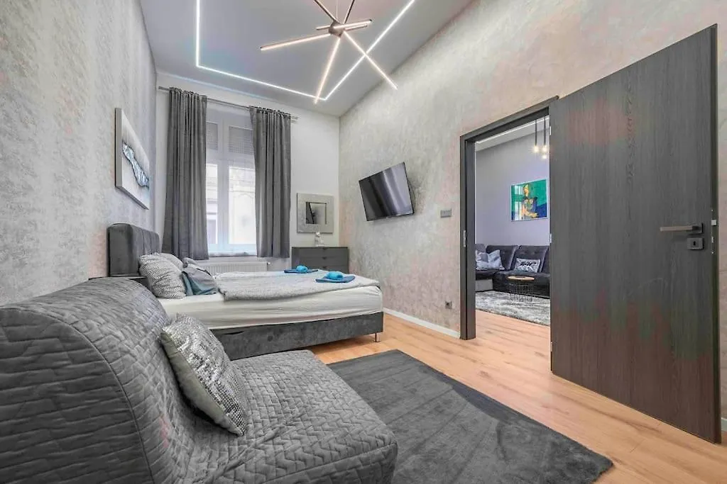 Exclusive Downtown Apartment With Ac Βουδαπέστη